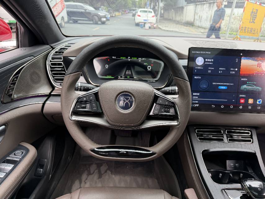 BYD Han 2022 car image #14