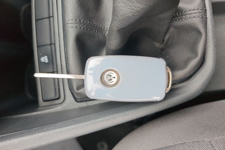 Volkswagen Santana 2019 #9 Volkswagen Santana 2019 car image #9
