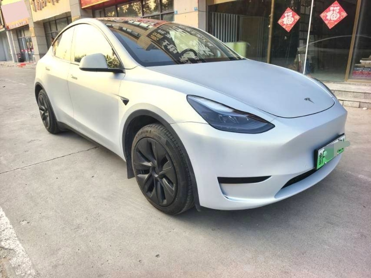 Tesla Model Y 2024 #3 Tesla Model Y 2024 immagine di auto #3