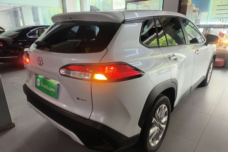 Toyota Corolla Cross 2026 car image #7