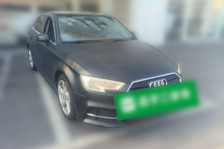 Audi A3 2018 car image #4