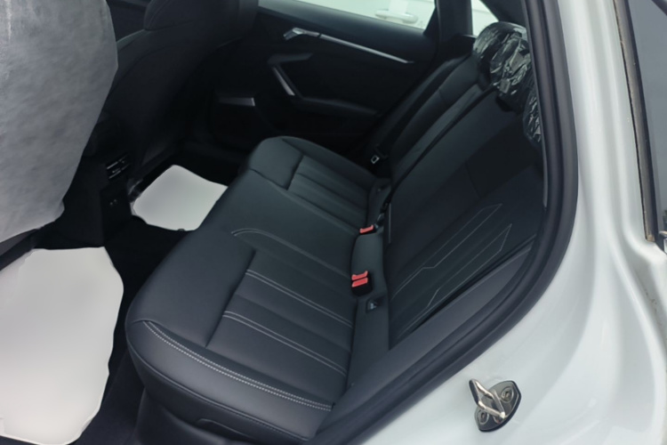 Audi A3 2026 immagine di auto #17