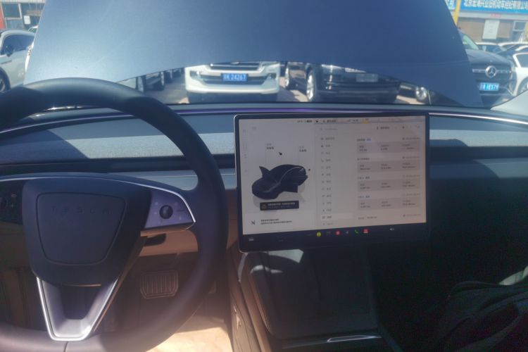 Tesla Model 3 2024 #14 Tesla Model 3 2024 car image #14