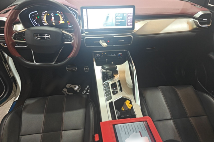 GEELY Coolray 2022 car image #10
