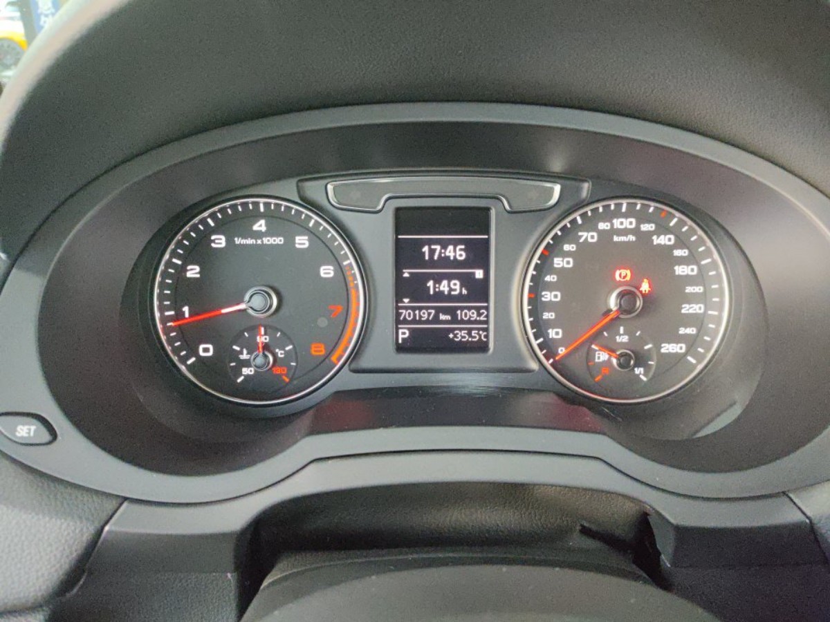 Audi Q3 2018 #5 Audi Q3 2018 car image #5