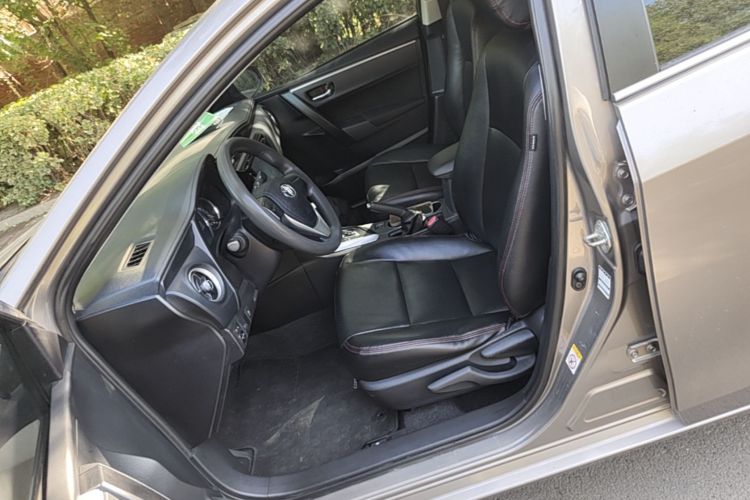 Toyota Corolla 2017 #15 Toyota Corolla 2017 car image #15