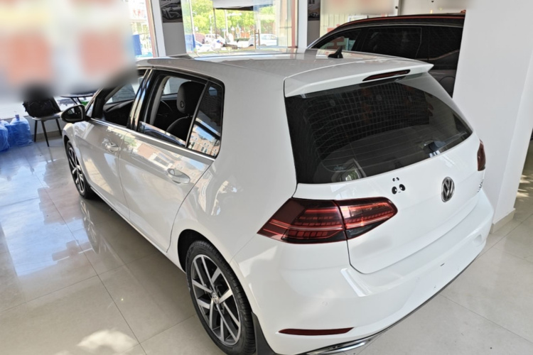 Volkswagen Golf 2020 #5 Volkswagen Golf 2020 car image #5