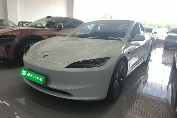 Tesla Model 3 2025 #2 Tesla Model 3 2025 car image #2