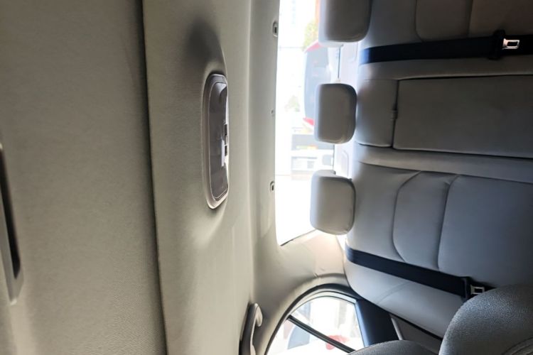 GEELY Emgrand 2015 car image #20