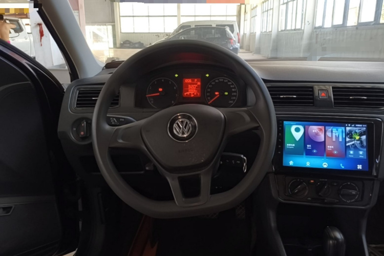 Volkswagen Santana 2020 car image #15