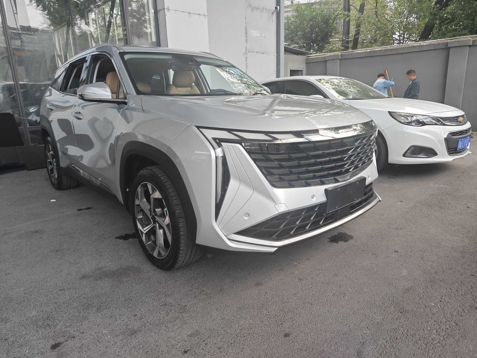 GEELY Boyue L 2022 صورة سيارة #3