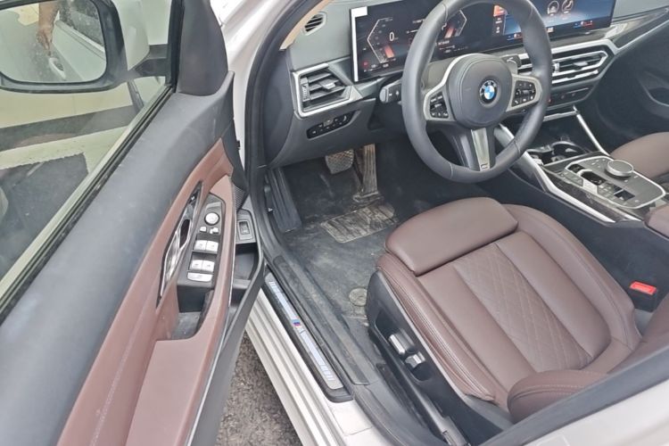 BMW 3 Series 2023 car image #16