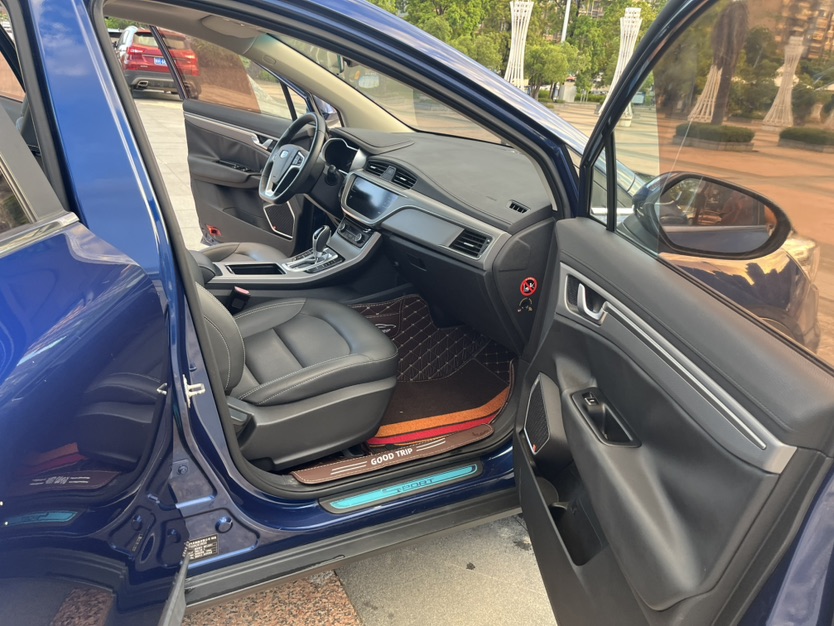 GEELY Emgrand GS 2019 #4 GEELY Emgrand GS 2019 car image #4