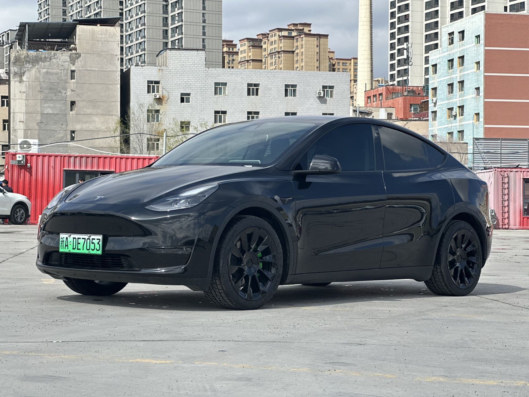 Tesla Model Y 2022 car image 
