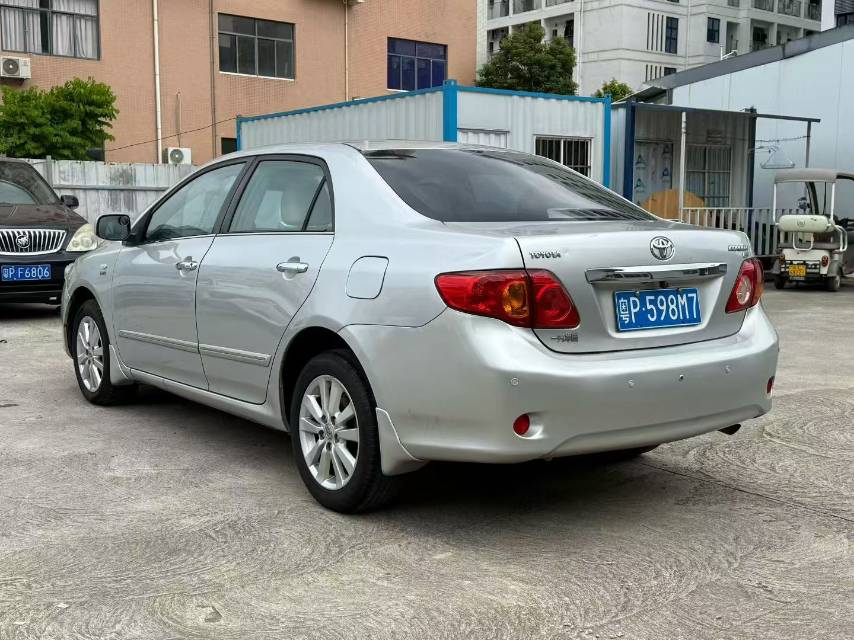 Toyota Corolla 2010 #5 Toyota Corolla 2010 car image #5