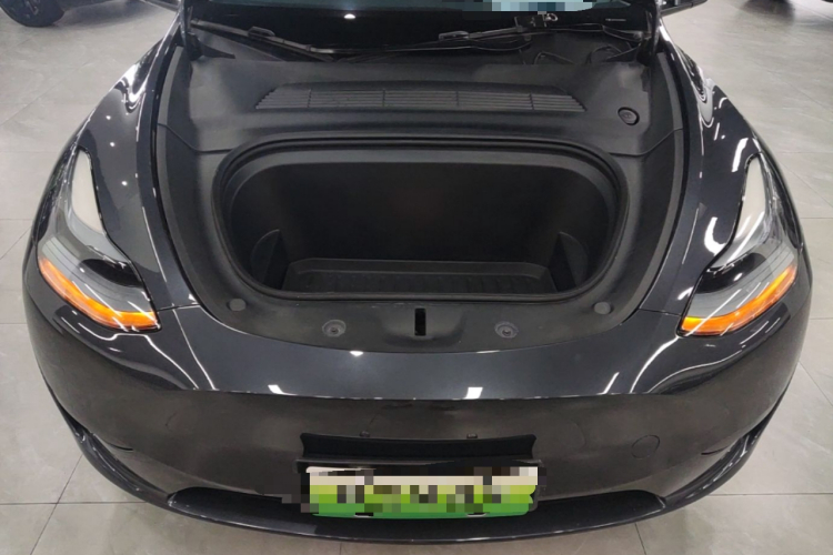 Tesla Model Y 2024 #20 Tesla Model Y 2024 car image #20