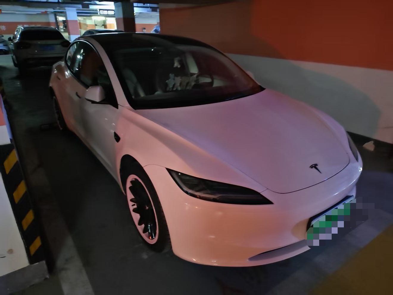 Tesla Model 3 2025 #2 Tesla Model 3 2025 car image #2