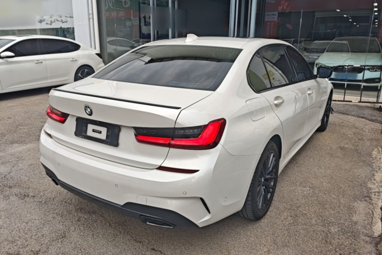 BMW 3 Series 2020 #7 BMW 3 Series 2020 car image #7