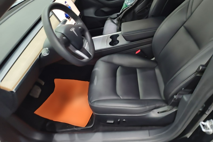 Tesla Model 3 2022 immagine di auto #15