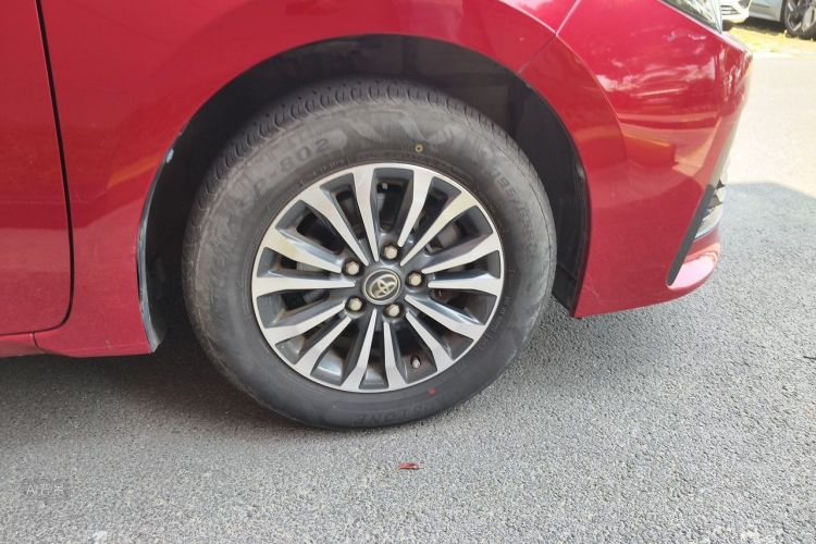 Toyota Corolla 2018 car image #9