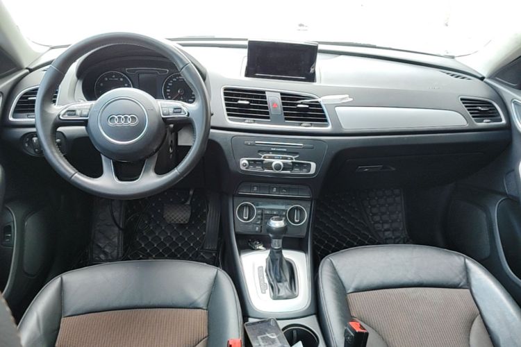 Audi Q3 2019 #10 Audi Q3 2019 car image #10