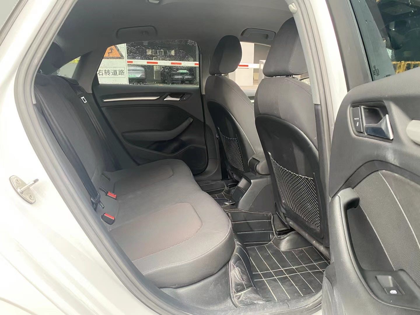 Audi A3 2018 car image #7