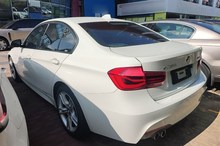 BMW 3 Series 2017 car image #5