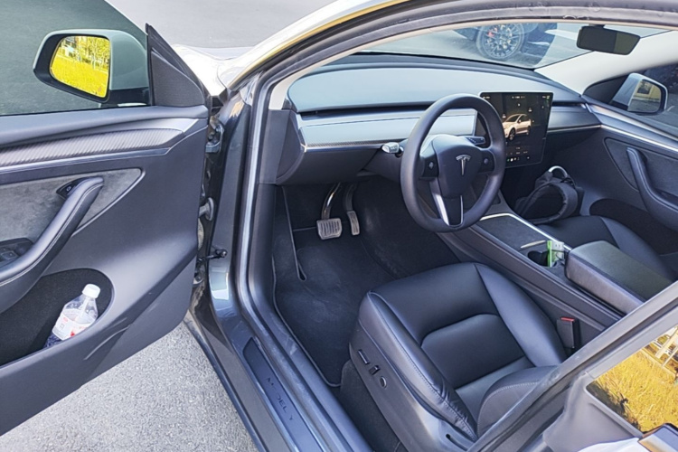 Tesla Model Y 2022 #16 Tesla Model Y 2022 car image #16