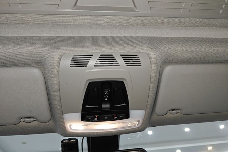 BMW 3 Series 2015 #18 BMW 3 Series 2015 car image #18