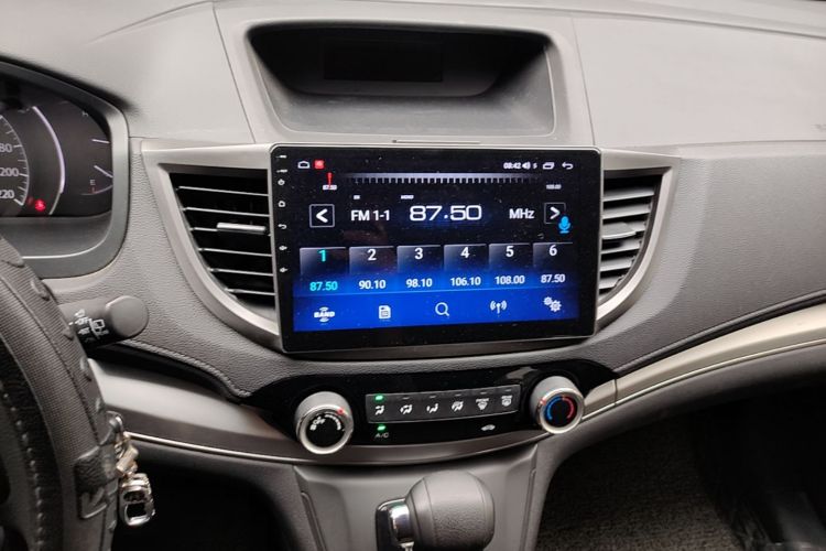 Honda CR-V 2017 immagine di auto #13