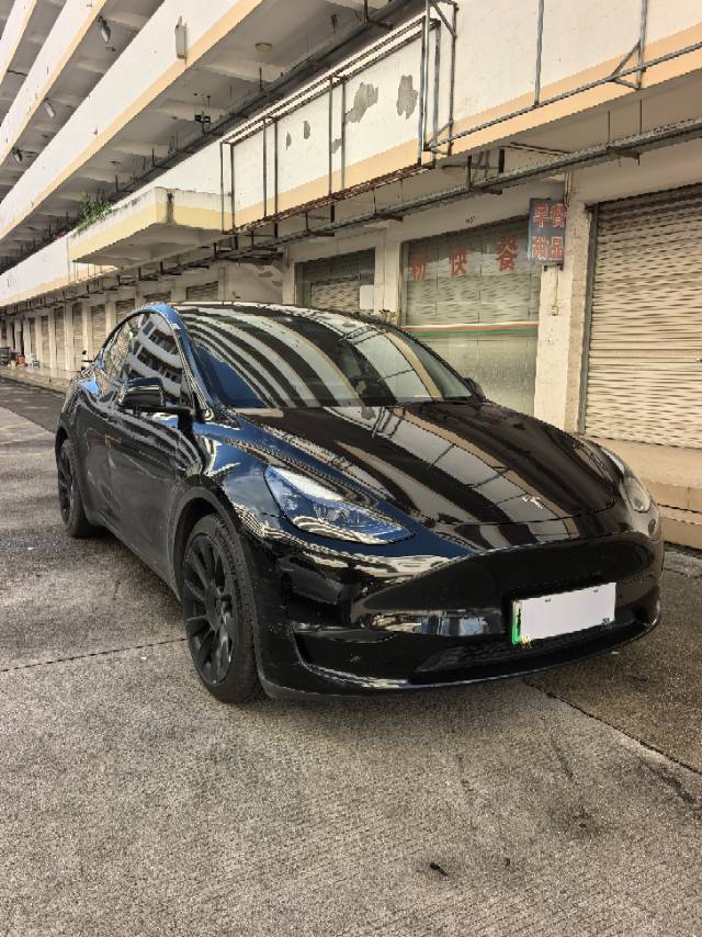 Tesla Model Y 2021 car image #3