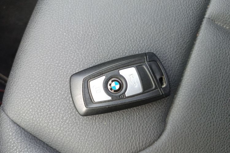 BMW 3 Series 2016 imagen de coche #9