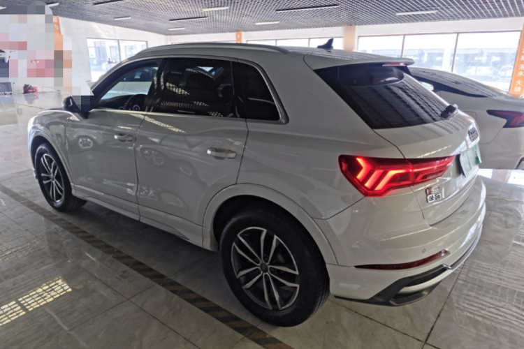 Audi Q3 2021 #5 Audi Q3 2021 car image #5