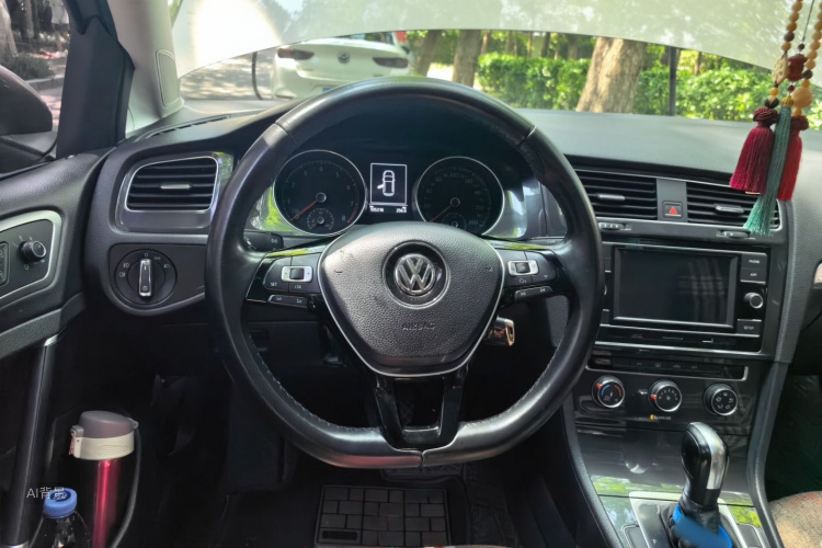 Volkswagen Golf 2018 #12 Volkswagen Golf 2018 car image #12