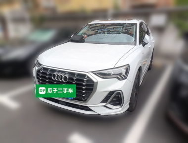 Audi Q3 2023 car image 