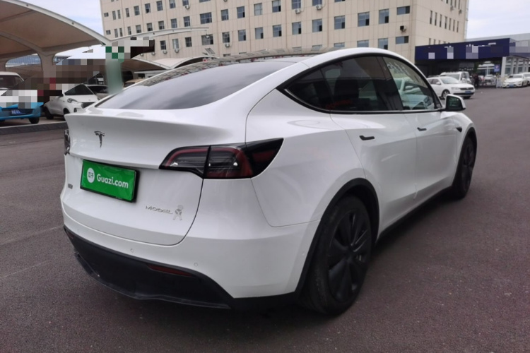 Tesla Model Y 2021 #7 Tesla Model Y 2021 car image #7