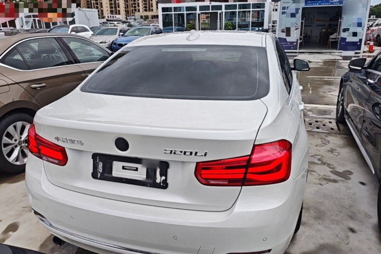 BMW 3 Series 2016 car image #6
