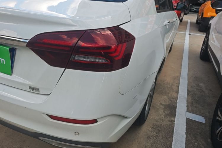 GEELY Emgrand 2021 #8 GEELY Emgrand 2021 car image #8