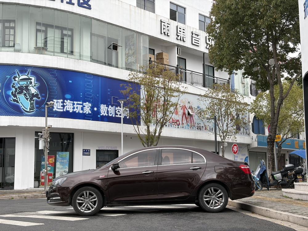 GEELY Emgrand 2017 #4 GEELY Emgrand 2017 car image #4