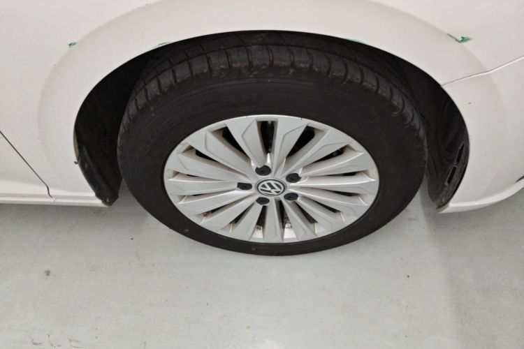 Volkswagen Lavida 2019 #9 Volkswagen Lavida 2019 car image #9