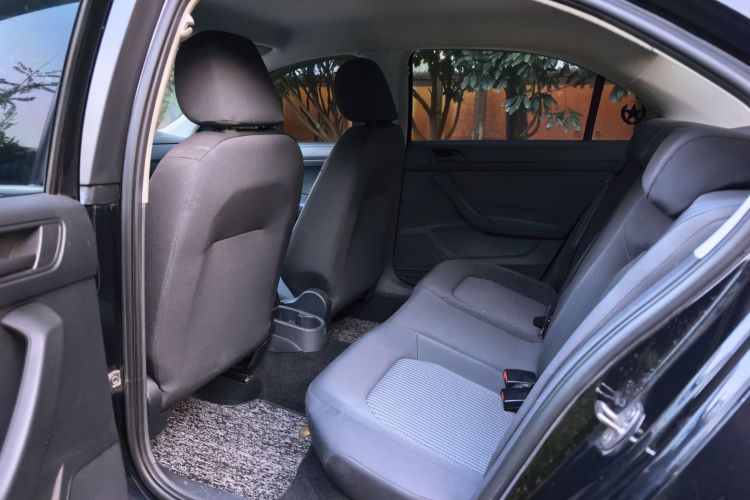 Volkswagen Santana 2021 car image #10