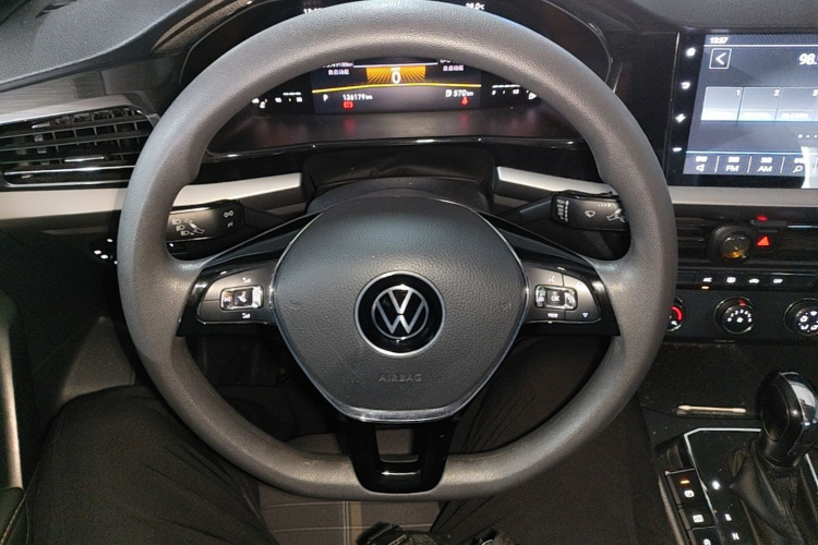 Volkswagen Lavida 2021 #11 Volkswagen Lavida 2021 car image #11