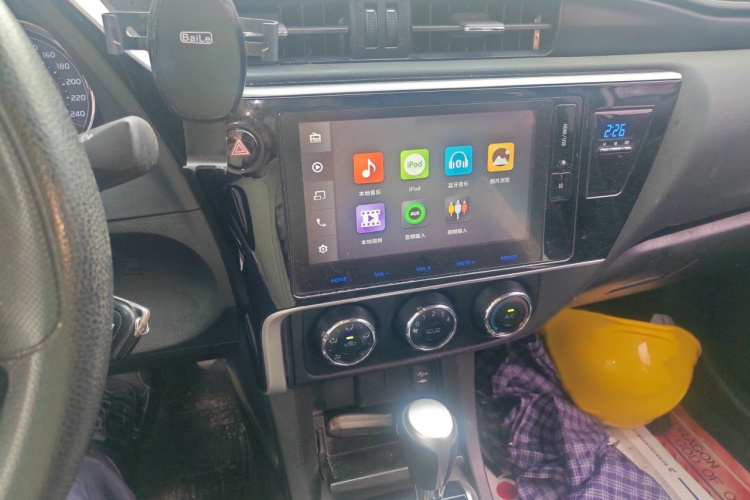 Toyota Corolla 2017 #16 Toyota Corolla 2017 car image #16
