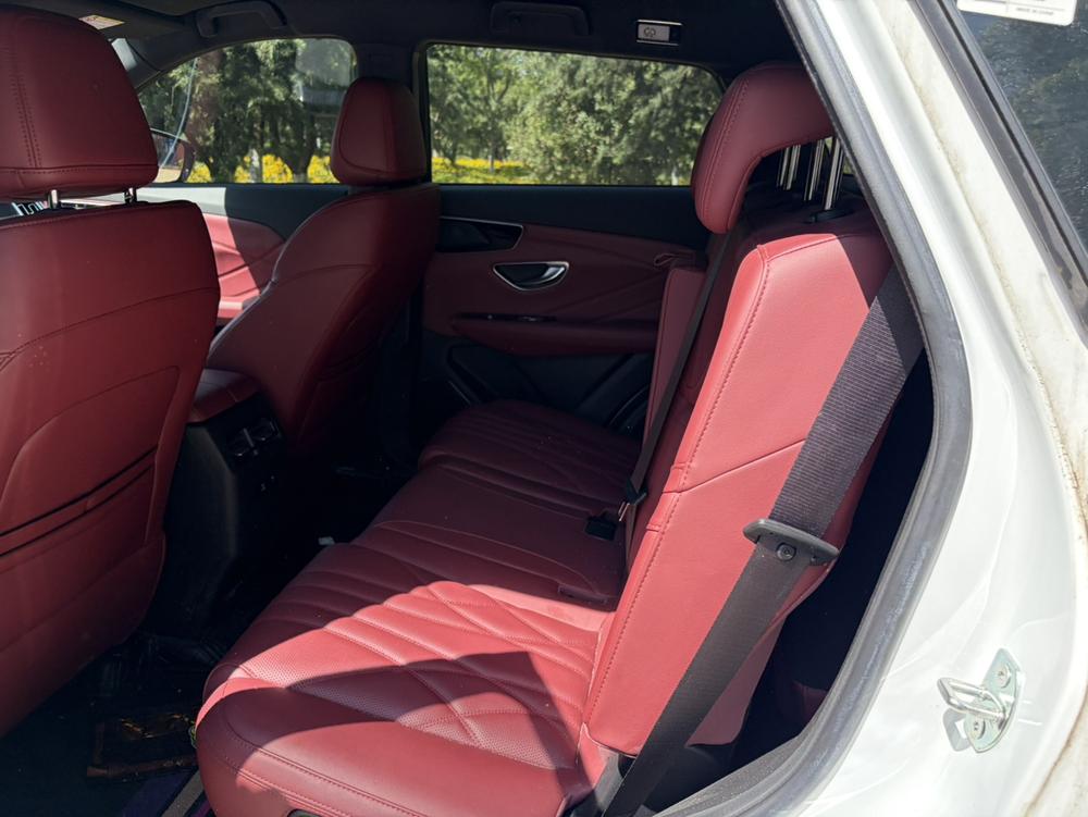 Jetour X70 PLUS 2024 #14 Jetour X70 PLUS 2024 car image #14