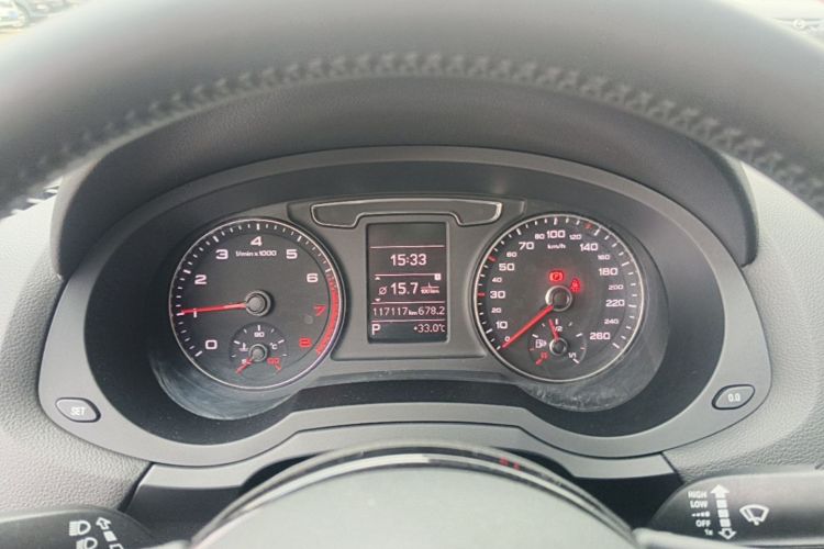 Audi Q3 2017 #12 Audi Q3 2017 car image #12