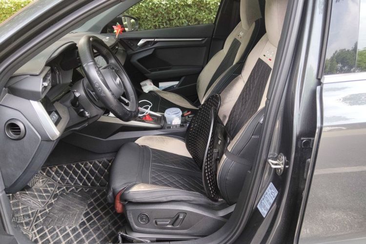 Audi A3 2021 car image #17