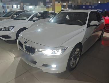 BMW 3 Series 2017 BMW 3 Series 2017 صورة سيارة