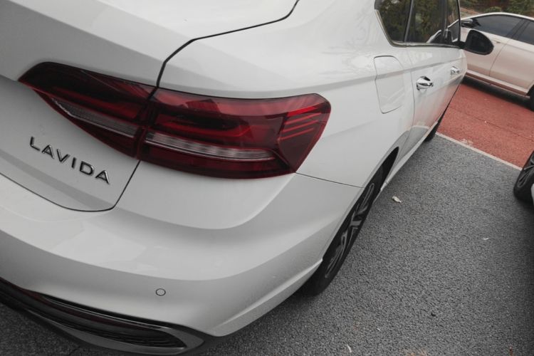 Volkswagen Lavida 2023 immagine di auto #8