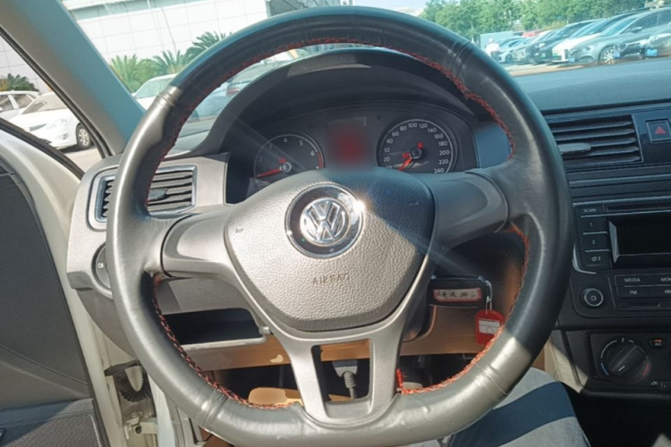 Volkswagen Santana 2016 #15 Volkswagen Santana 2016 car image #15