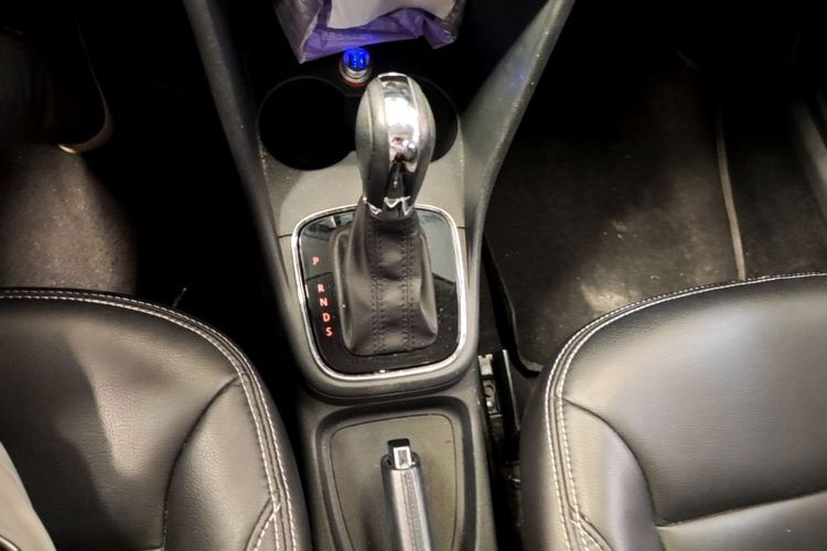 Volkswagen Polo 2017 #16 Volkswagen Polo 2017 car image #16